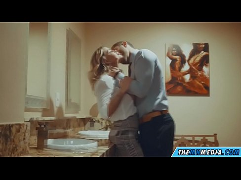 ❤️ Amikor egy bögyös szőke elcsábít egy nyilvános WC-ben ️❌ Minőségi pornó at hu.doujin-sexy.ru ❤